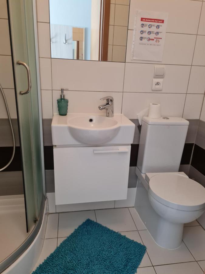 Bela - Pokoje Z Aneksami I Apartamenty Kolobrzeg Luaran gambar