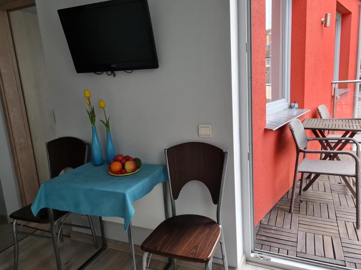 Bela - Pokoje Z Aneksami I Apartamenty Kolobrzeg Luaran gambar