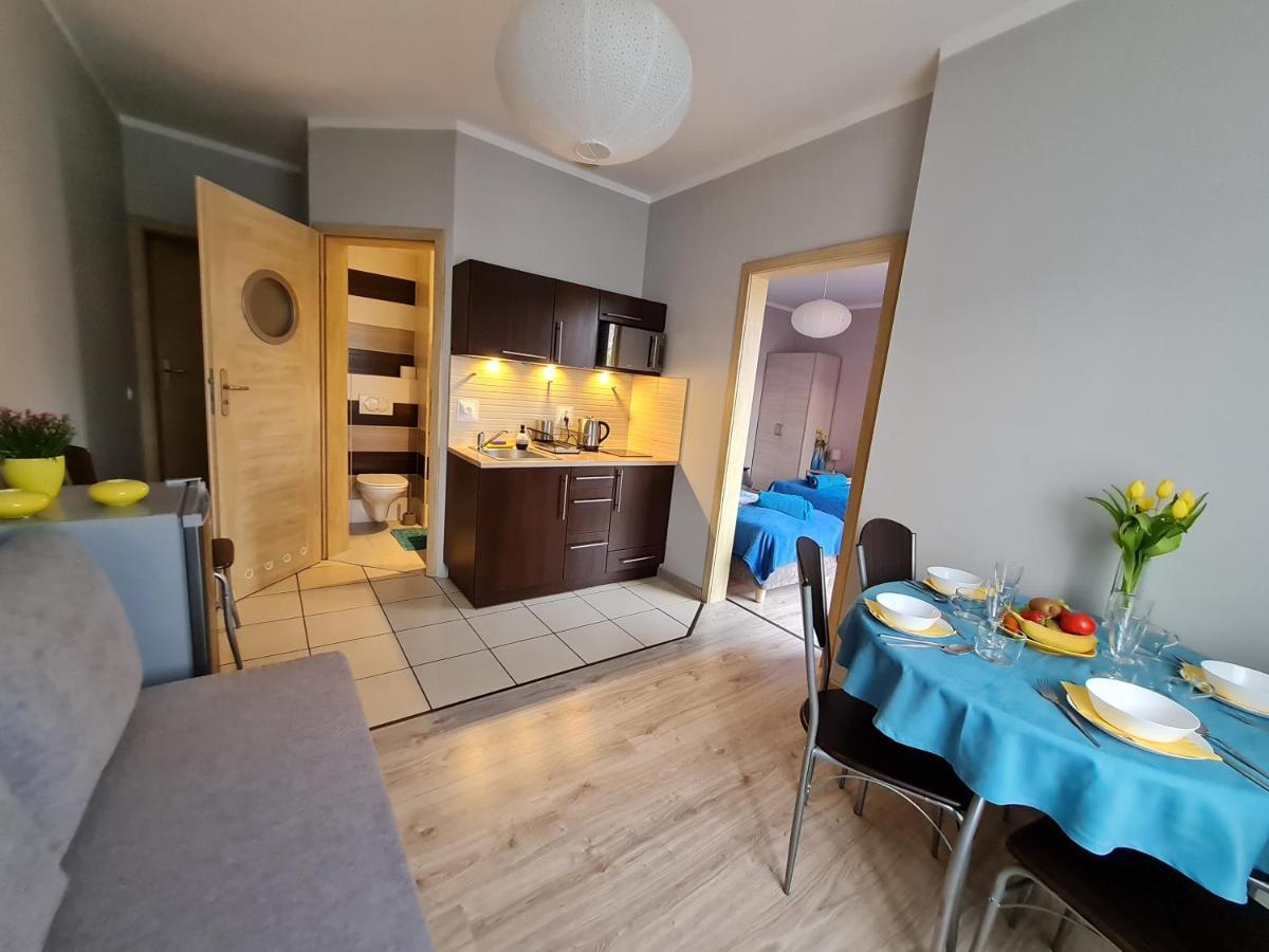 Bela - Pokoje Z Aneksami I Apartamenty Kolobrzeg Luaran gambar