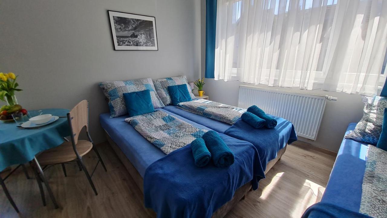 Bela - Pokoje Z Aneksami I Apartamenty Kolobrzeg Luaran gambar