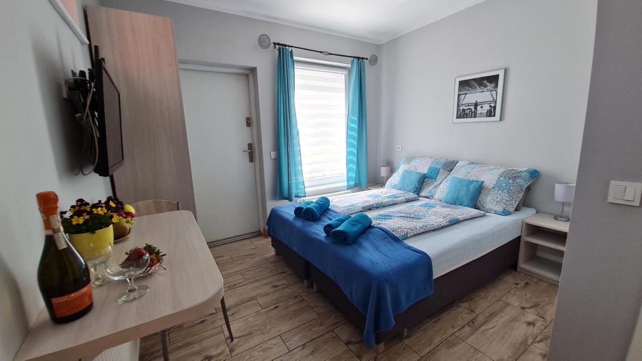 Bela - Pokoje Z Aneksami I Apartamenty Kolobrzeg Luaran gambar