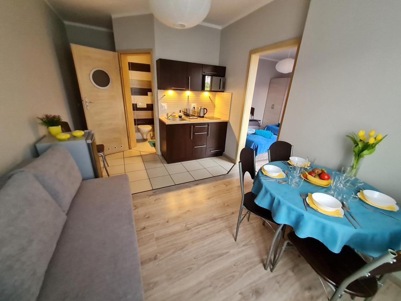 Bela - Pokoje Z Aneksami I Apartamenty Kolobrzeg Luaran gambar