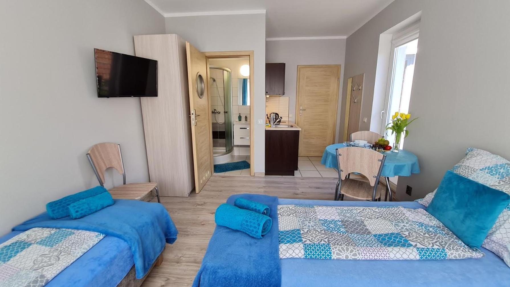 Bela - Pokoje Z Aneksami I Apartamenty Kolobrzeg Luaran gambar